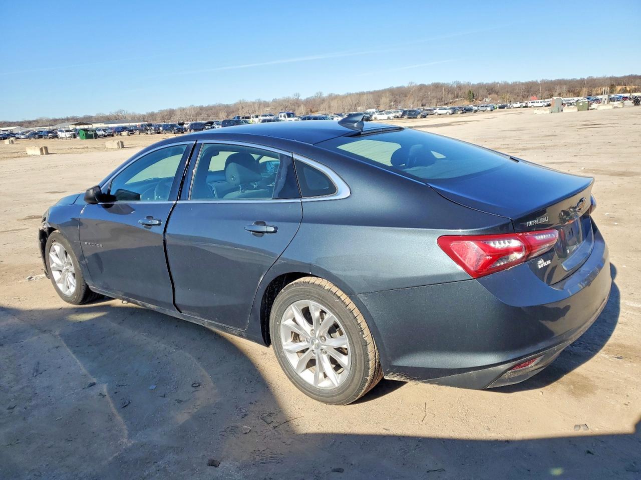 2020 Chevrolet Malibu Lt - Фото 2