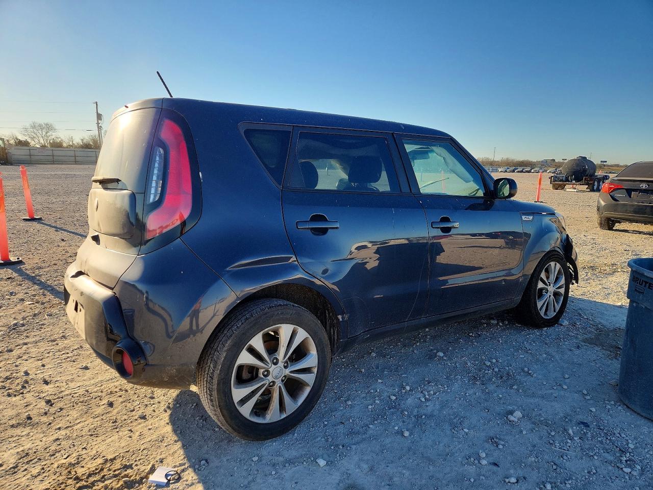 2016 Kia Soul + - Image 3