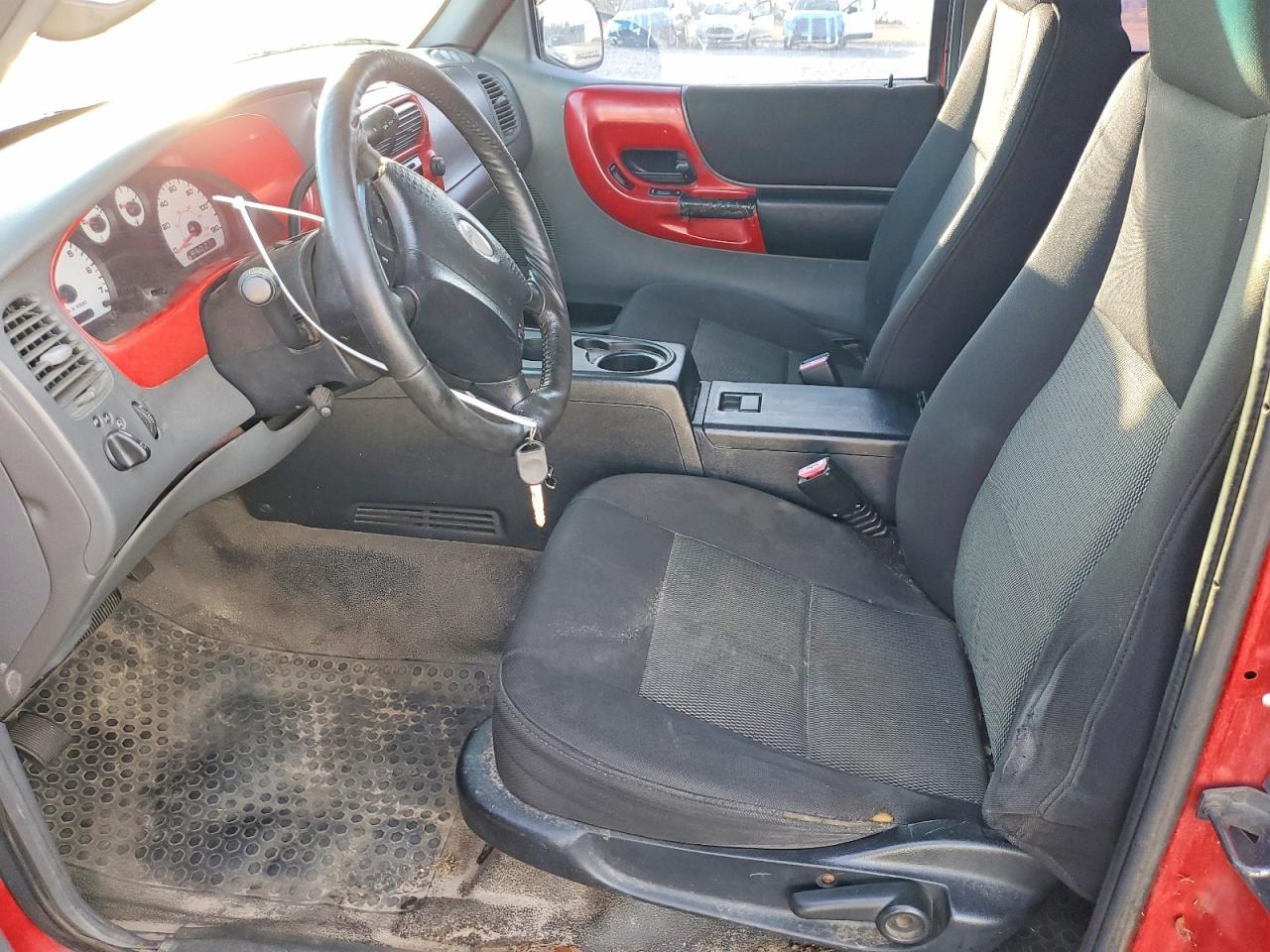 2004 Ford Ranger Super Cab - Фото 7