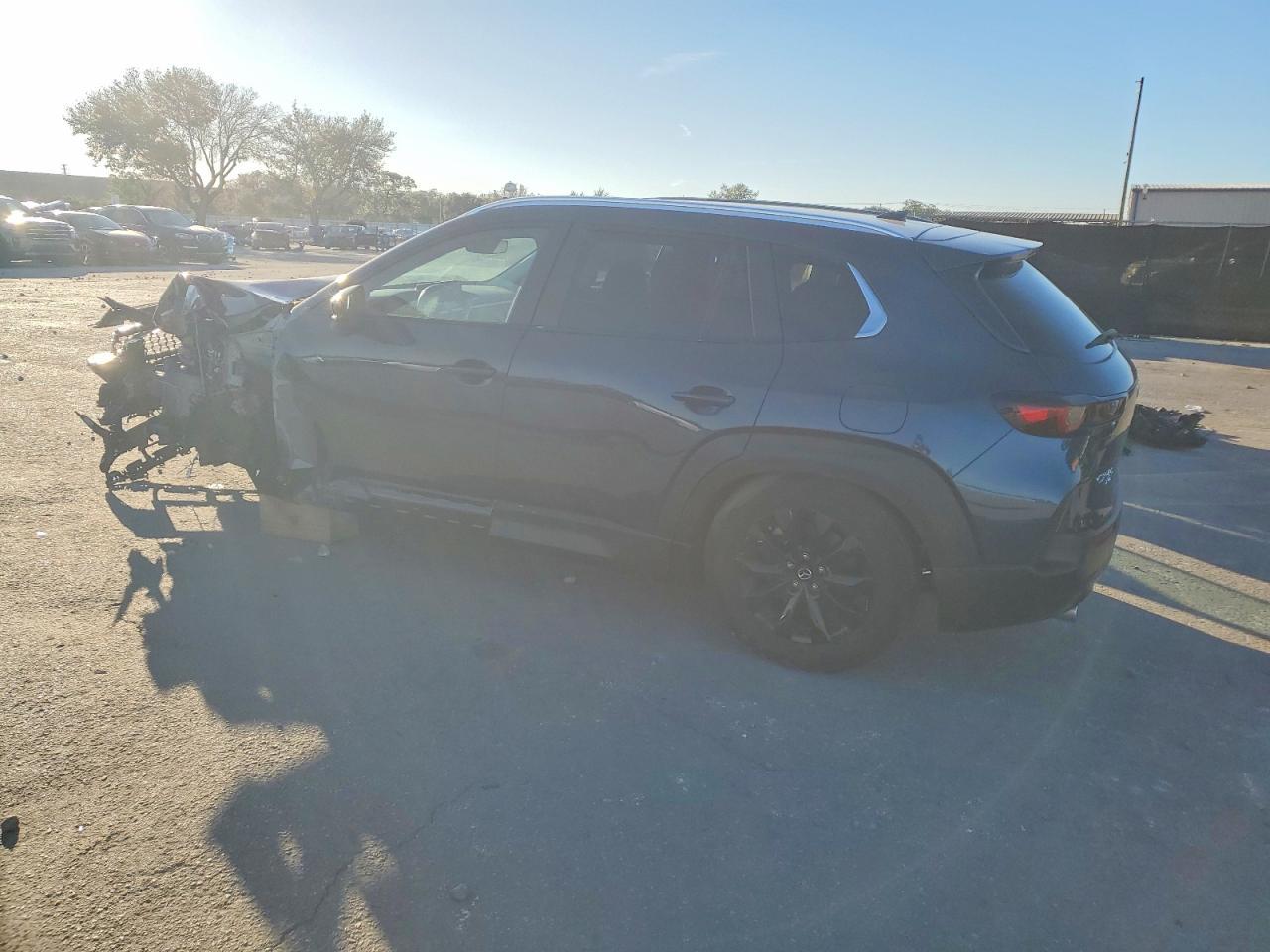 2025 Mazda Cx-50 Premium - Фото 2