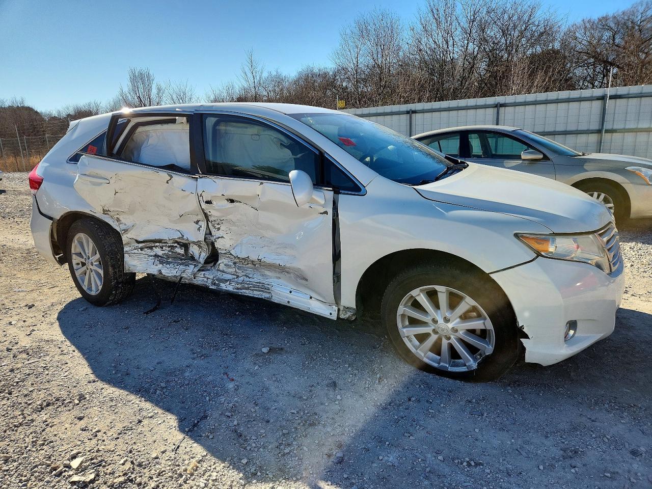 2010 Toyota Venza - Image 4