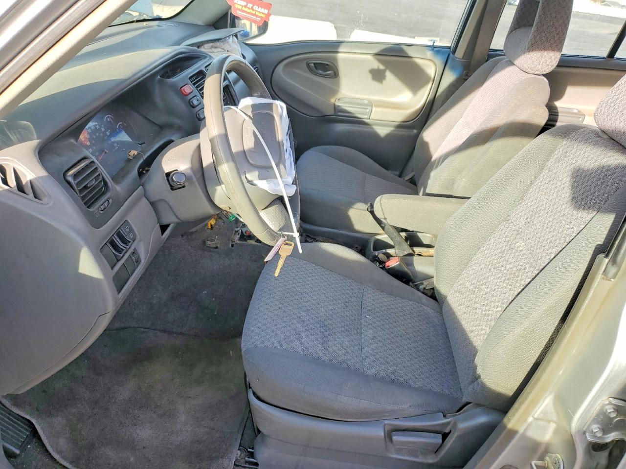 2004 Chevrolet Tracker - Фото 7