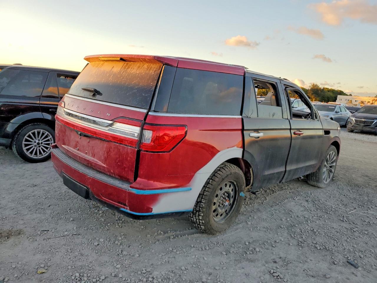 2020 Lincoln Navigator Reserve - Фото 3