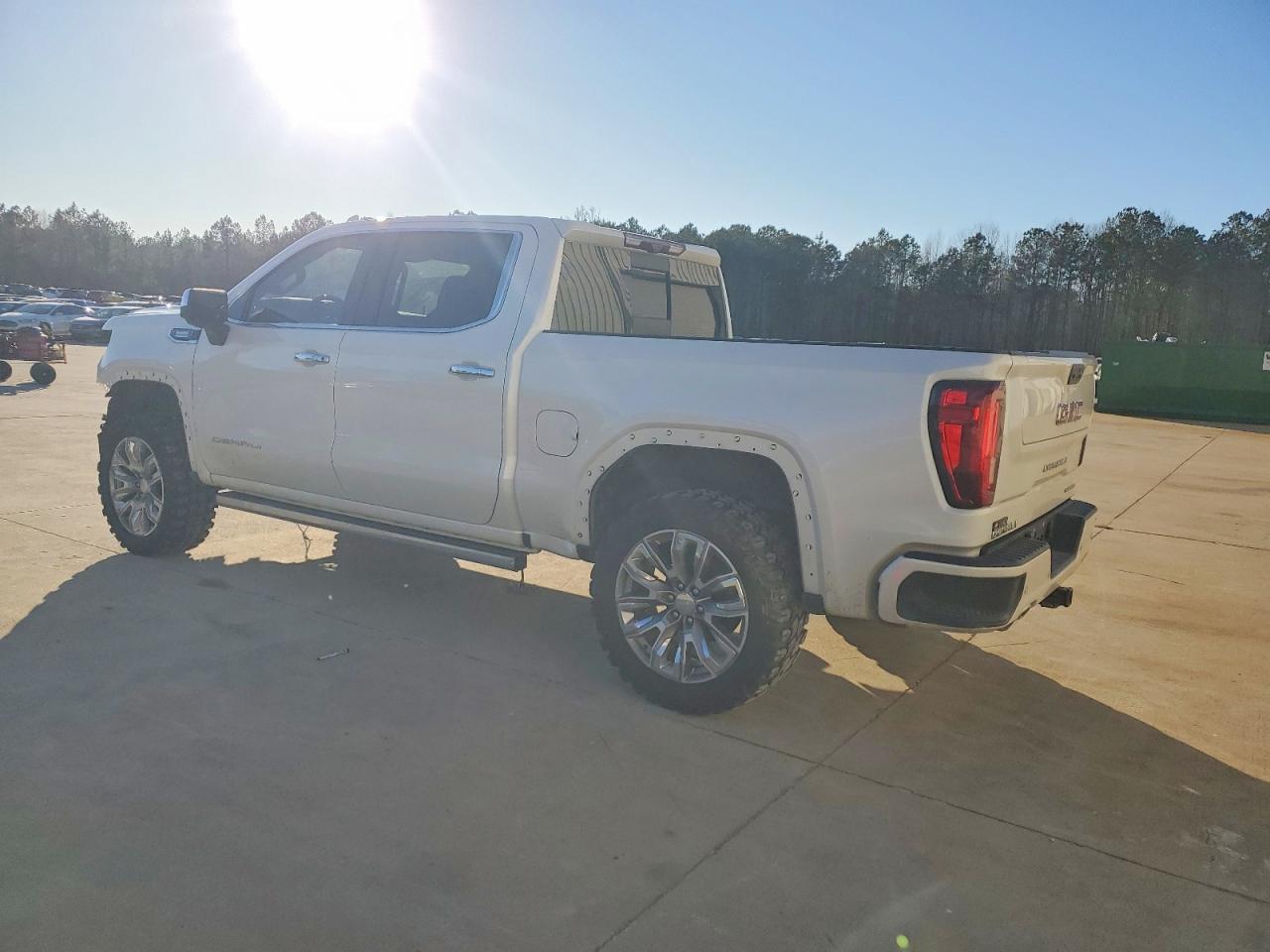 2022 GMC Sierra - Фото 2