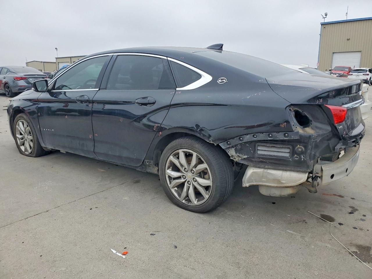 2017 Chevrolet Impala Lt - Фото 2