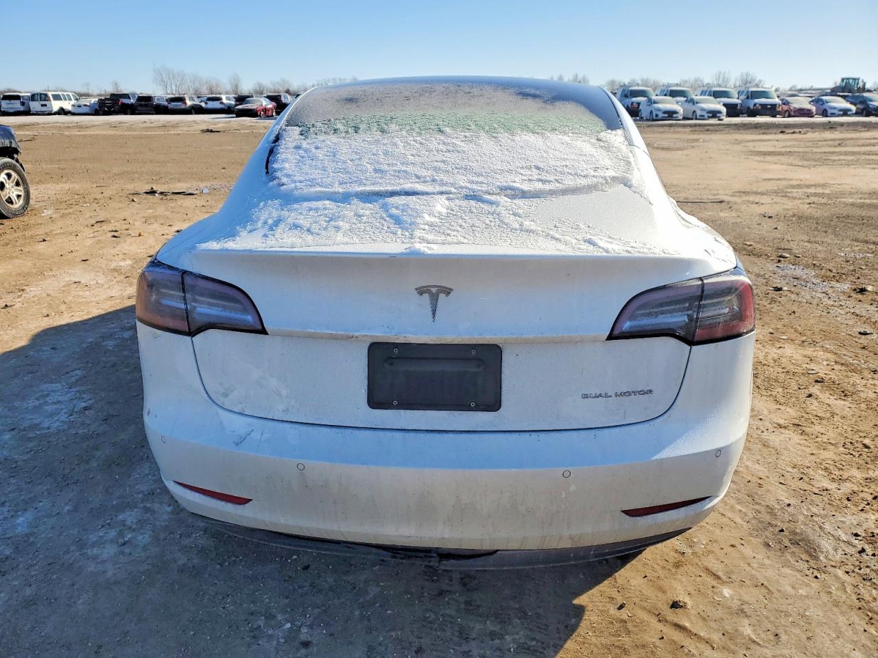 2022 Tesla Model 3 - Фото 6