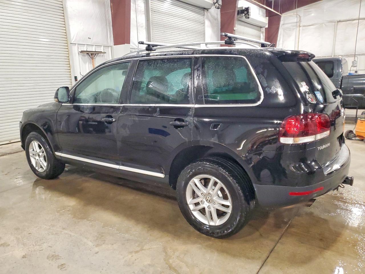 2008 Volkswagen Touareg 2 V6 - Image 2