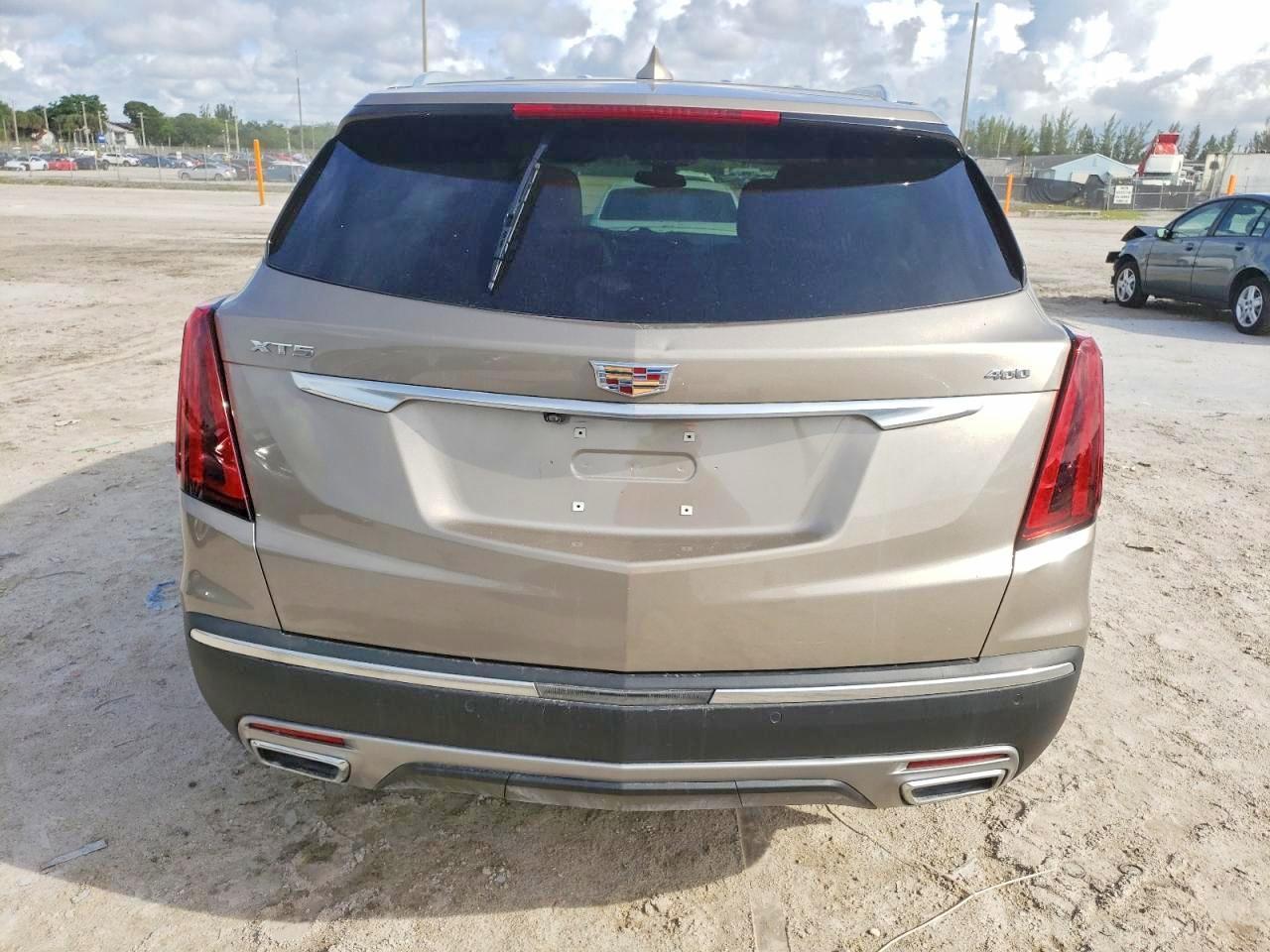 2022 Cadillac Xt5 Premium Luxury - Фото 6