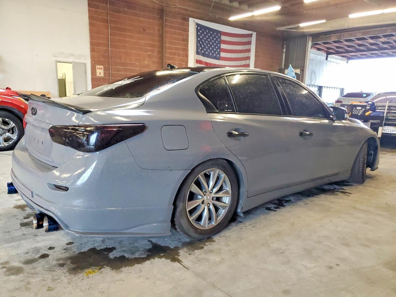 2017 Infiniti Q50 Premium - Image 3