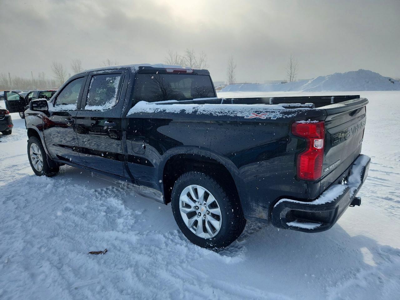 2025 Chevrolet Silverado K1500 Custom - Фото 2