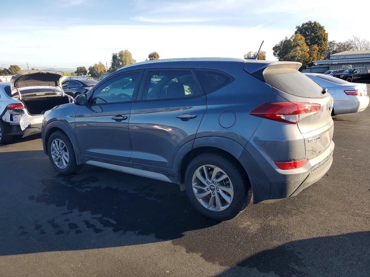 2017 Hyundai Tucson Se - Фото 2