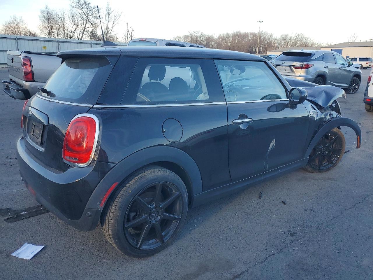 2021 Mini Cooper - Image 3