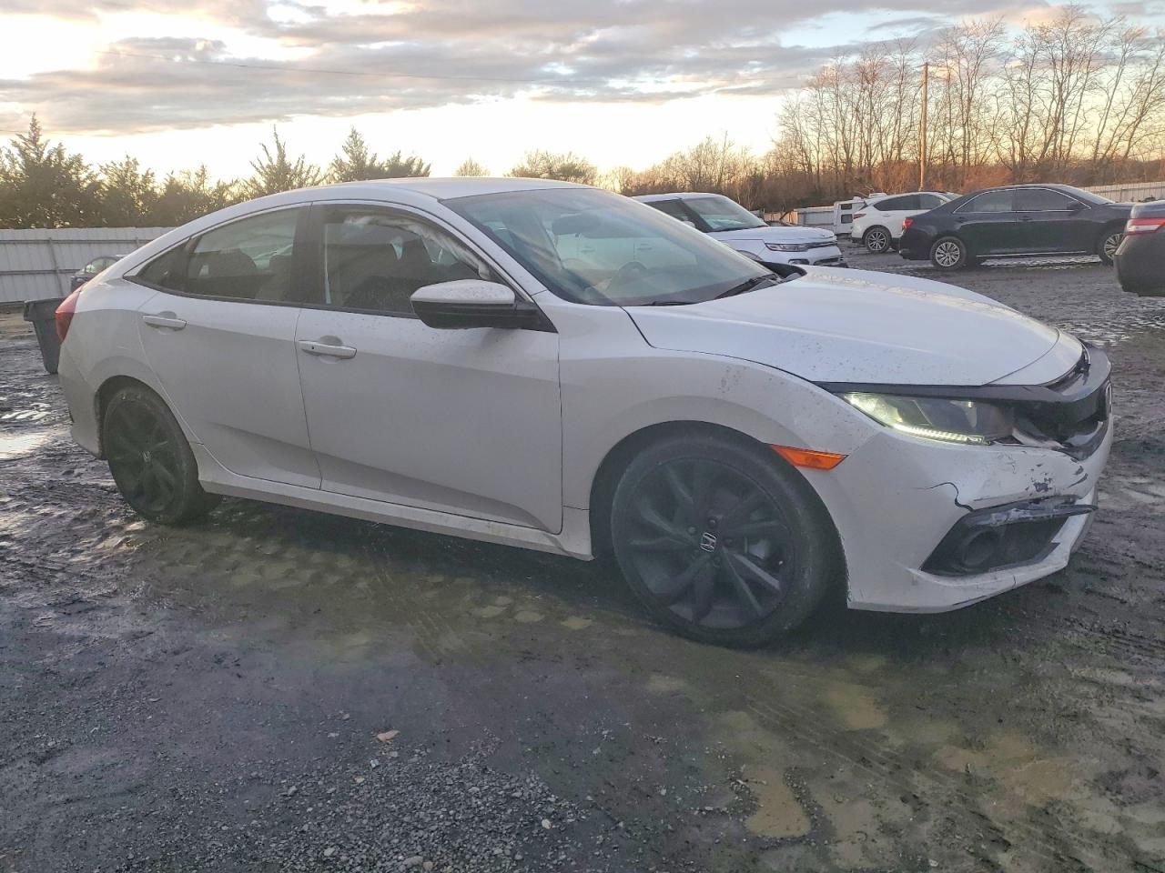 2020 Honda Civic Sport - Фото 4