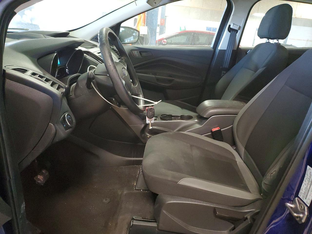 2016 Ford Escape S - Фото 7