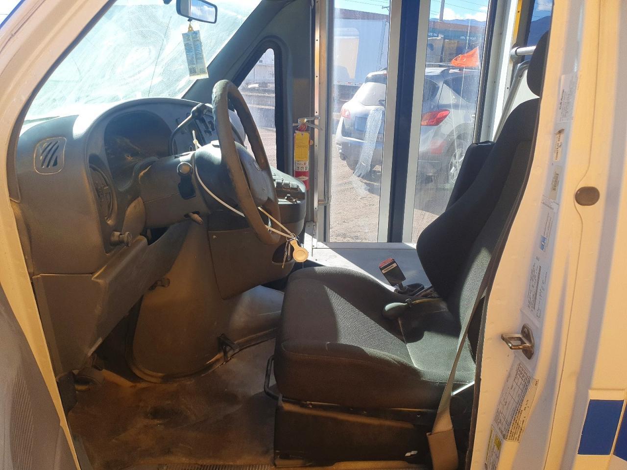 2007 Ford E450 Shuttle Bus - Фото 5