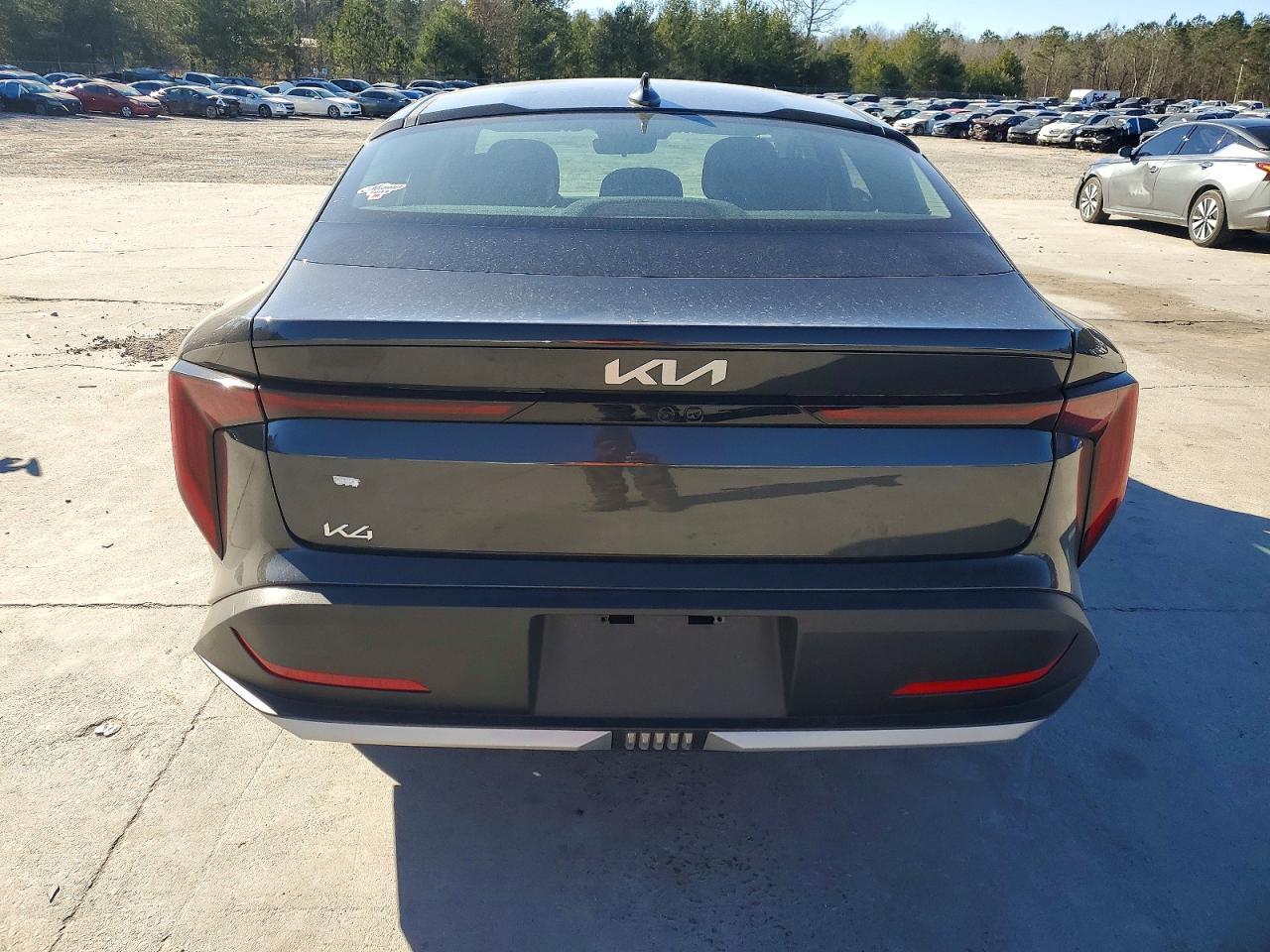 2025 Kia K4 Lx - Image 6