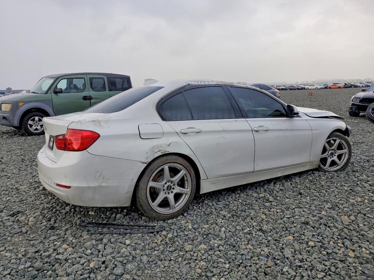 2015 BMW 320 I xDrive - Image 3