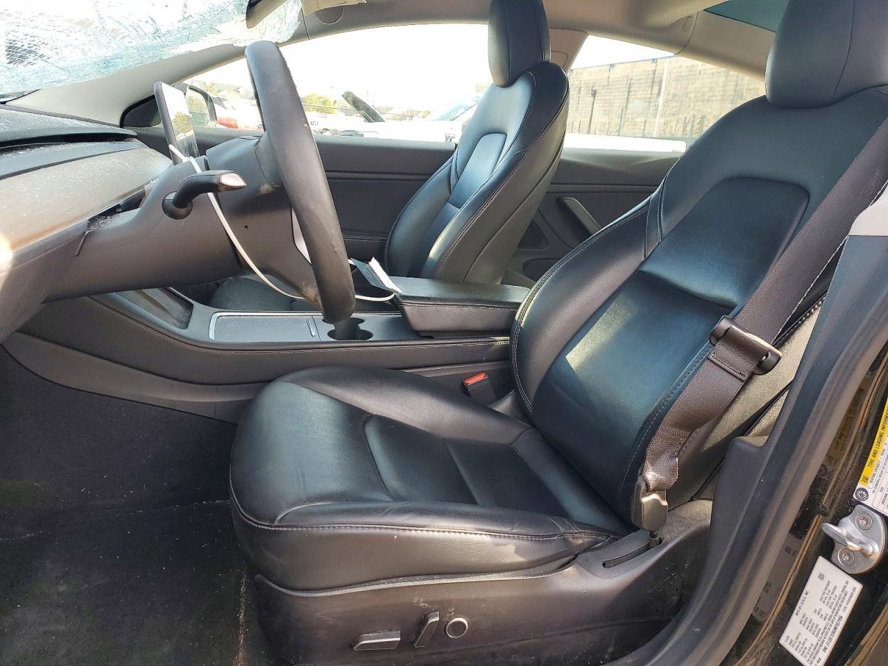 2021 Tesla Model 3 - Image 7