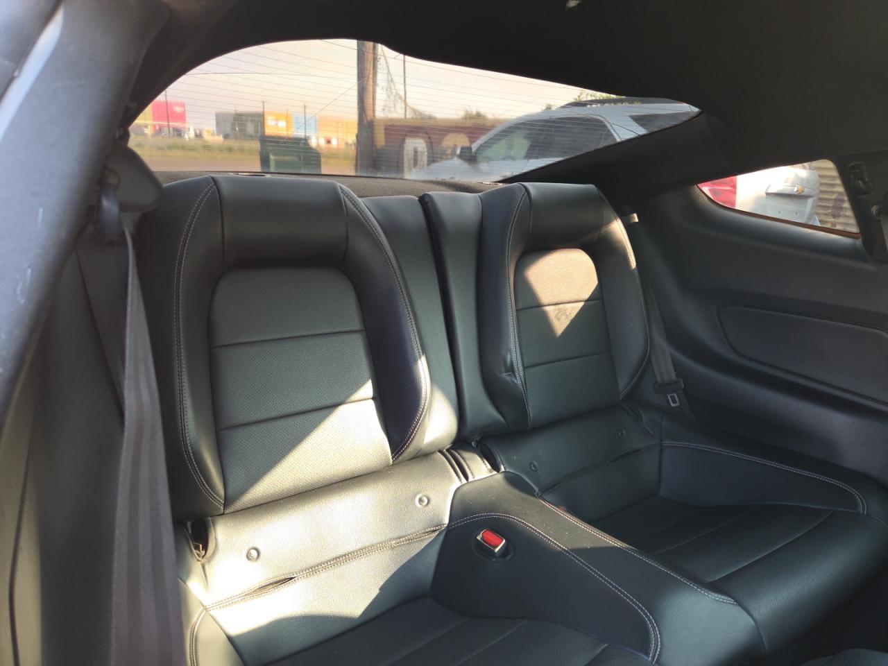 2022 Ford Mustang - Фото 6