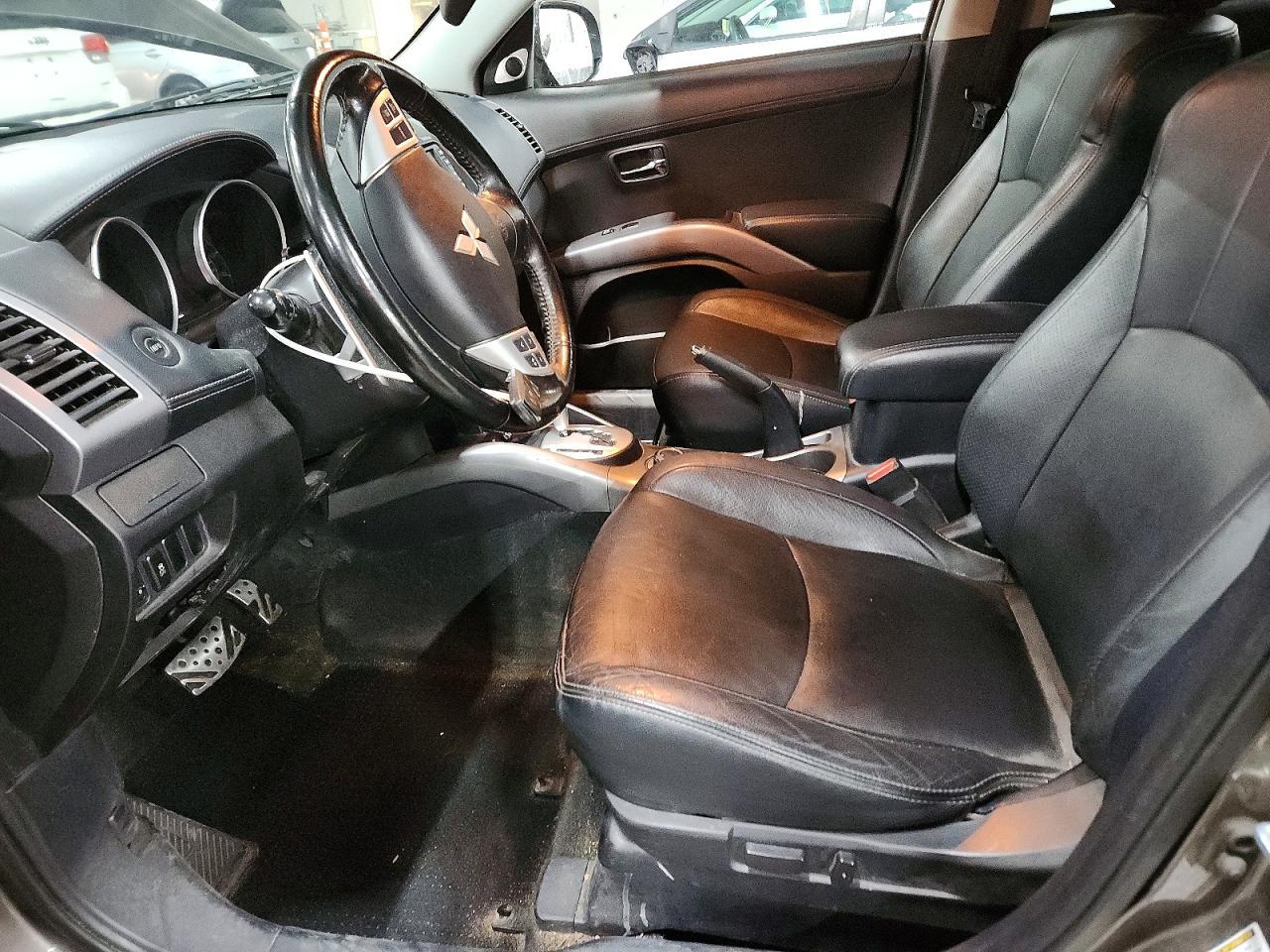 2012 Mitsubishi Outlander Gt - Image 7