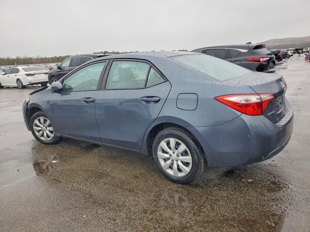 2016 Toyota Corolla L - Фото 2