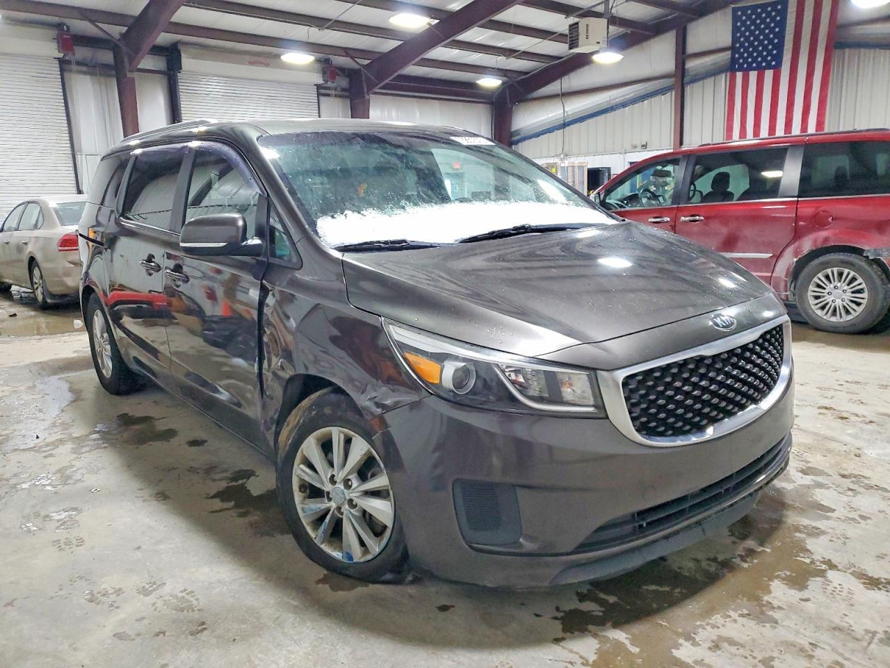 2016 Kia Sedona Lx - Фото 4