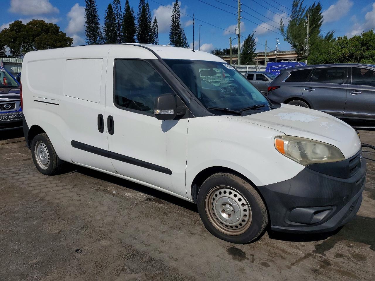 2016 Ram Promaster City Delivery Van - Фото 4
