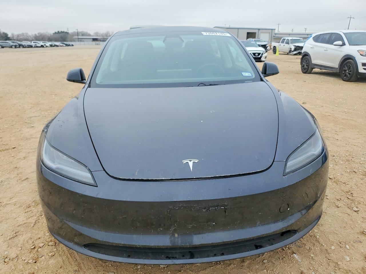 2024 Tesla Model 3 - Фото 5