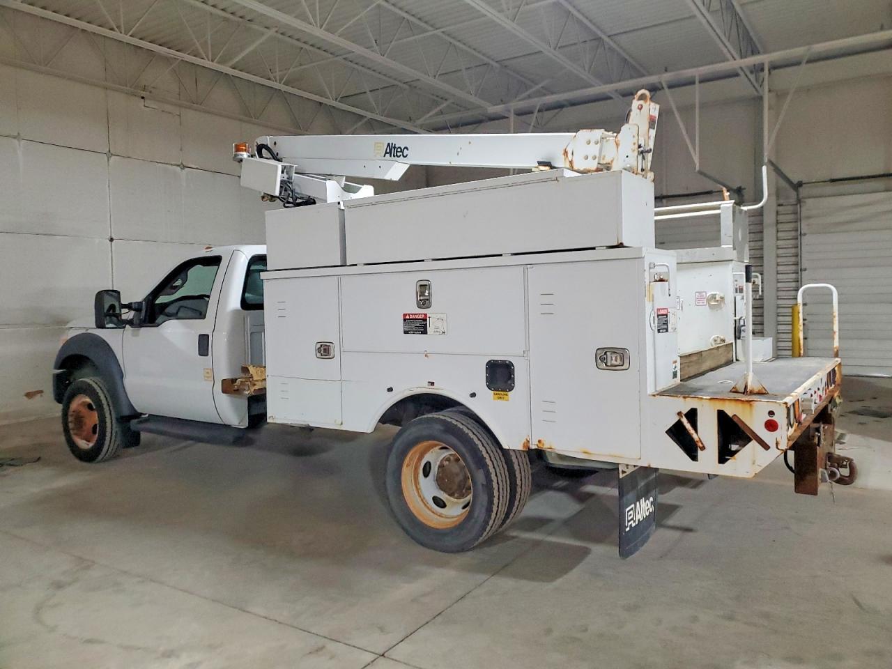 2015 Ford F450 Super - Image 2