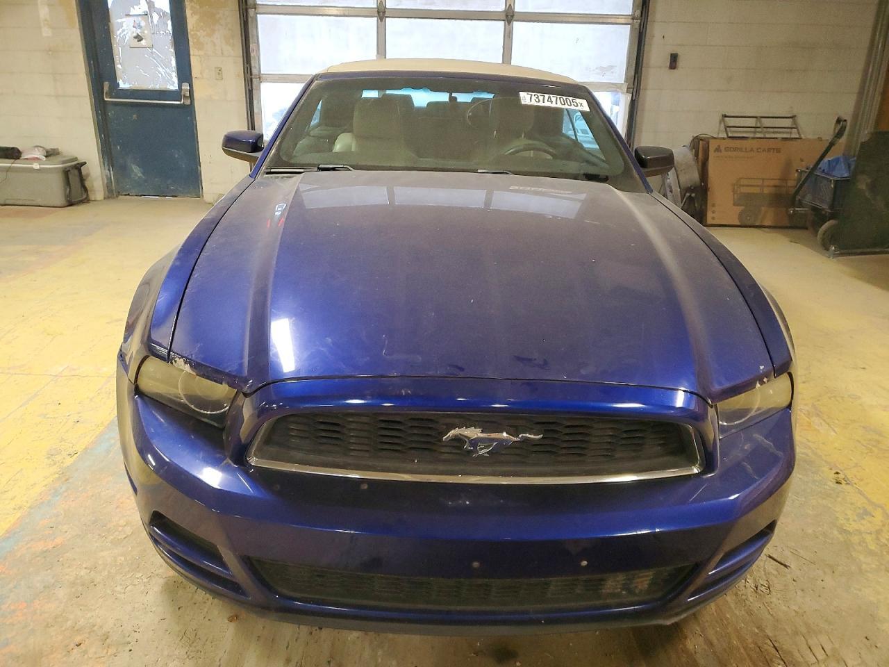 2013 Ford Mustang - Image 5