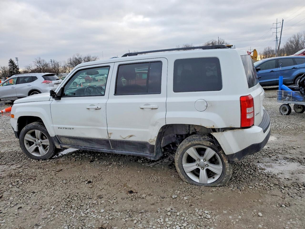 2014 Jeep Patriot Latitude - Фото 2