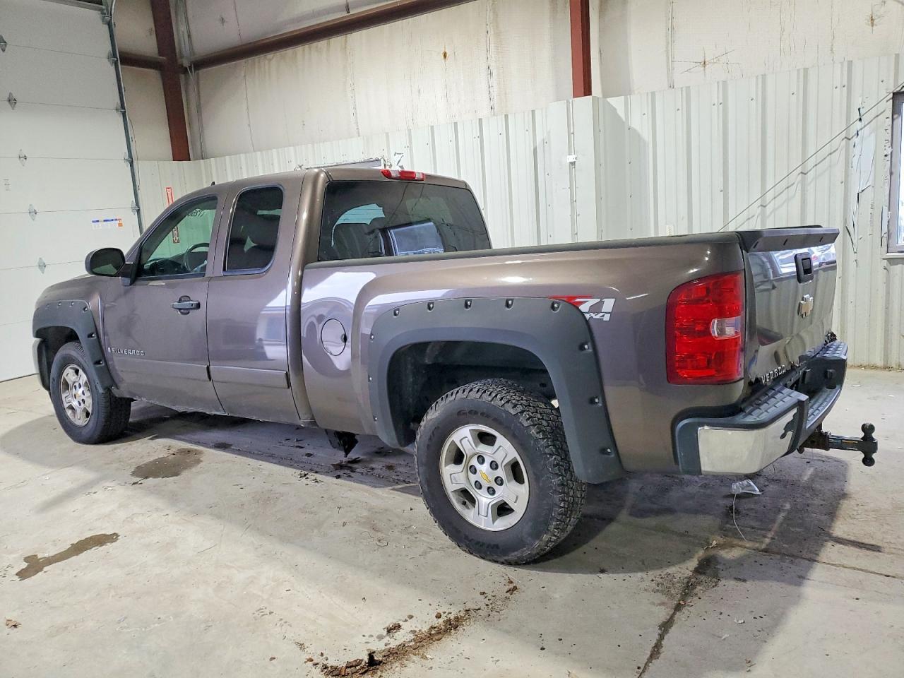 2008 Chevrolet Silverado K1500 - Фото 2