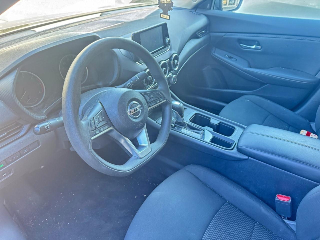 2022 Nissan Sentra S - Image 5