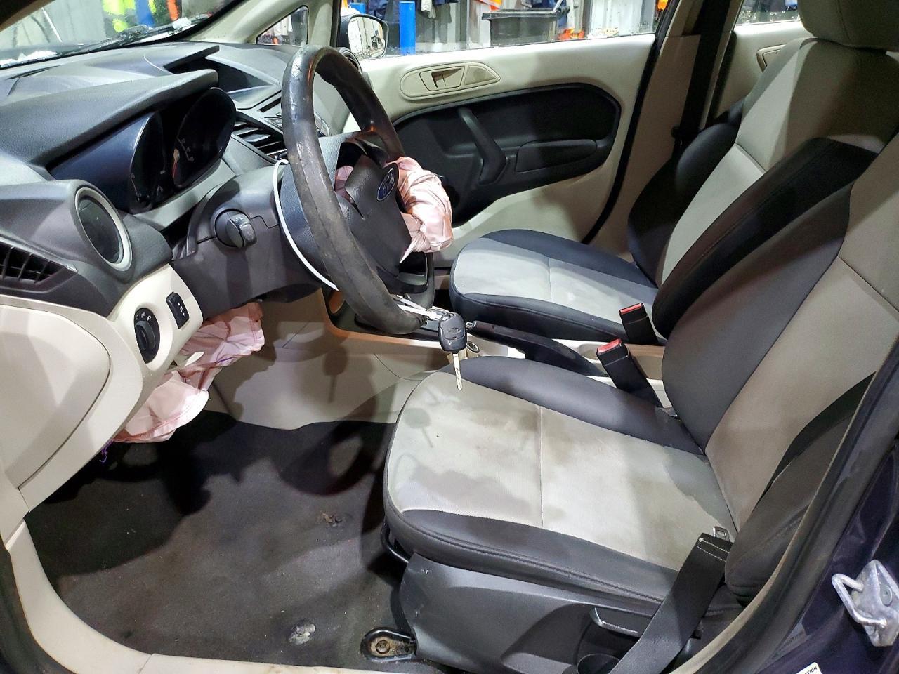 2012 Ford Fiesta S - Image 7