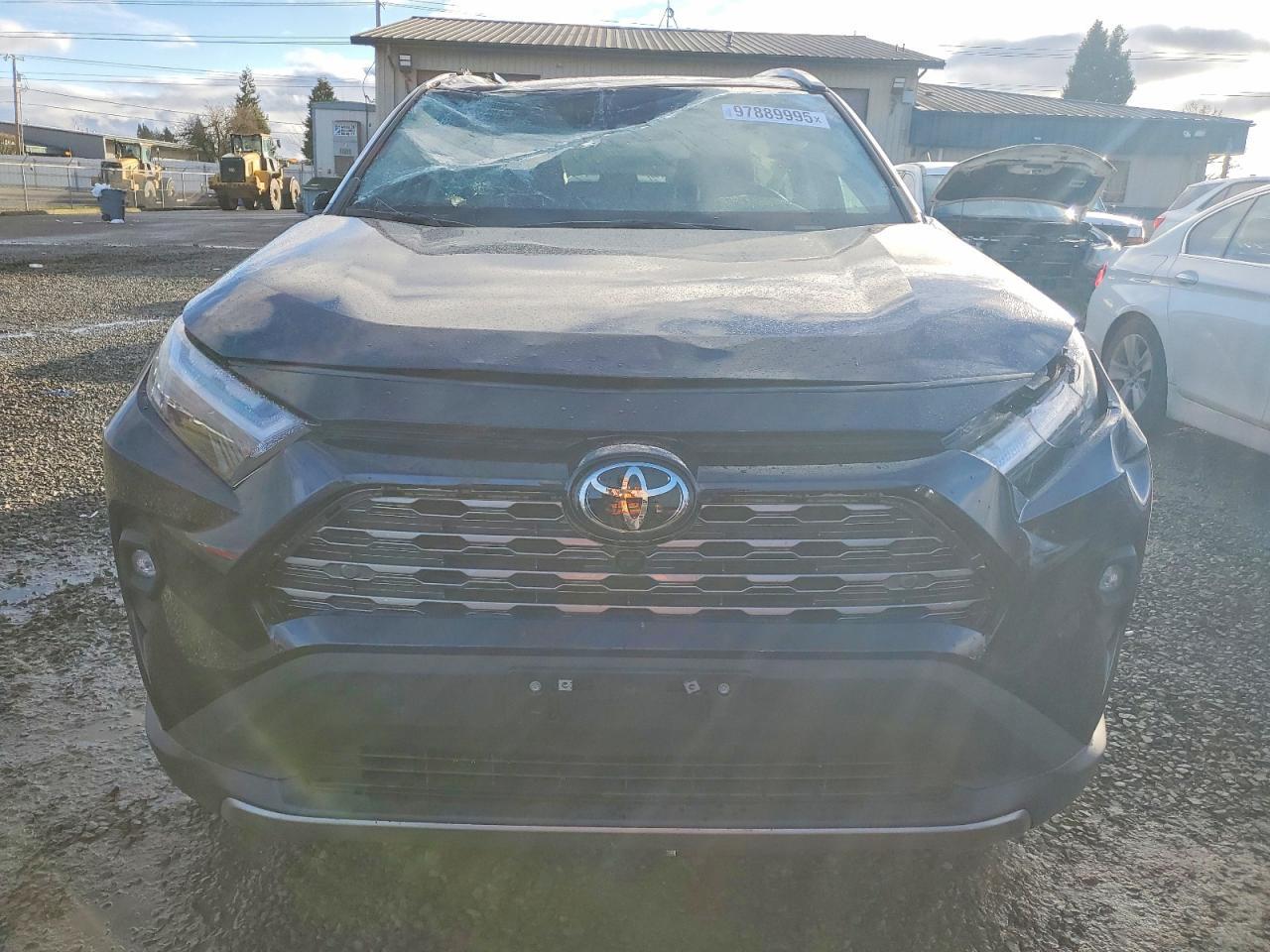 2025 Toyota Rav4 Limited - Image 5