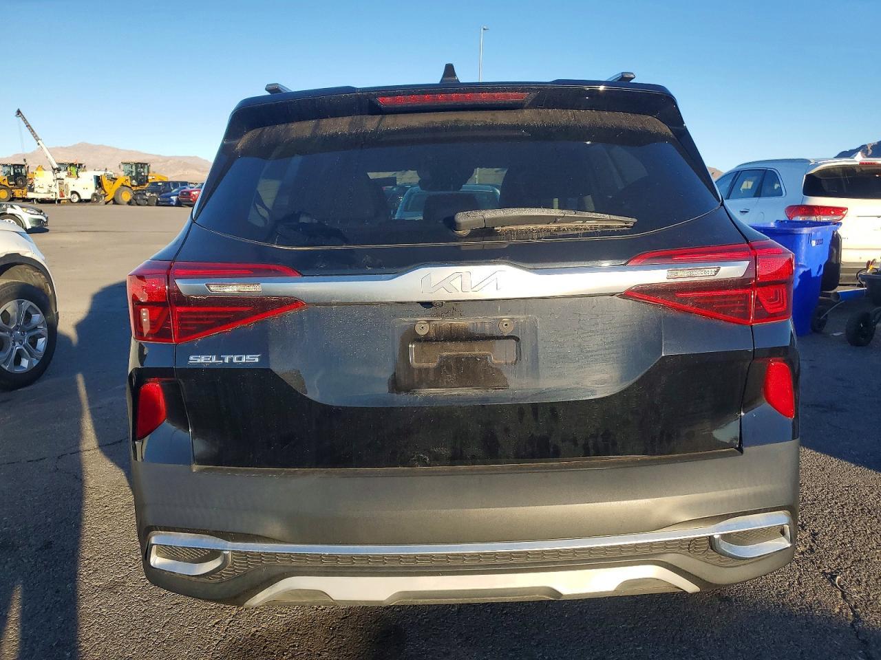 2023 Kia Seltos S - Image 6