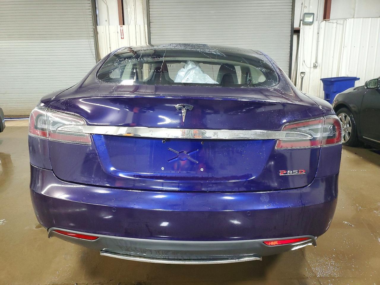 2015 Tesla Model S P85D - Image 6