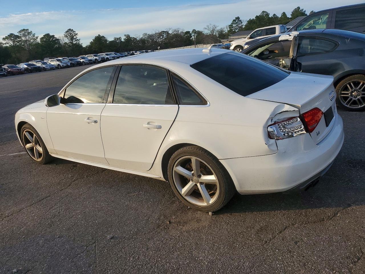 2012 Audi A4 Premium Plus - Фото 2