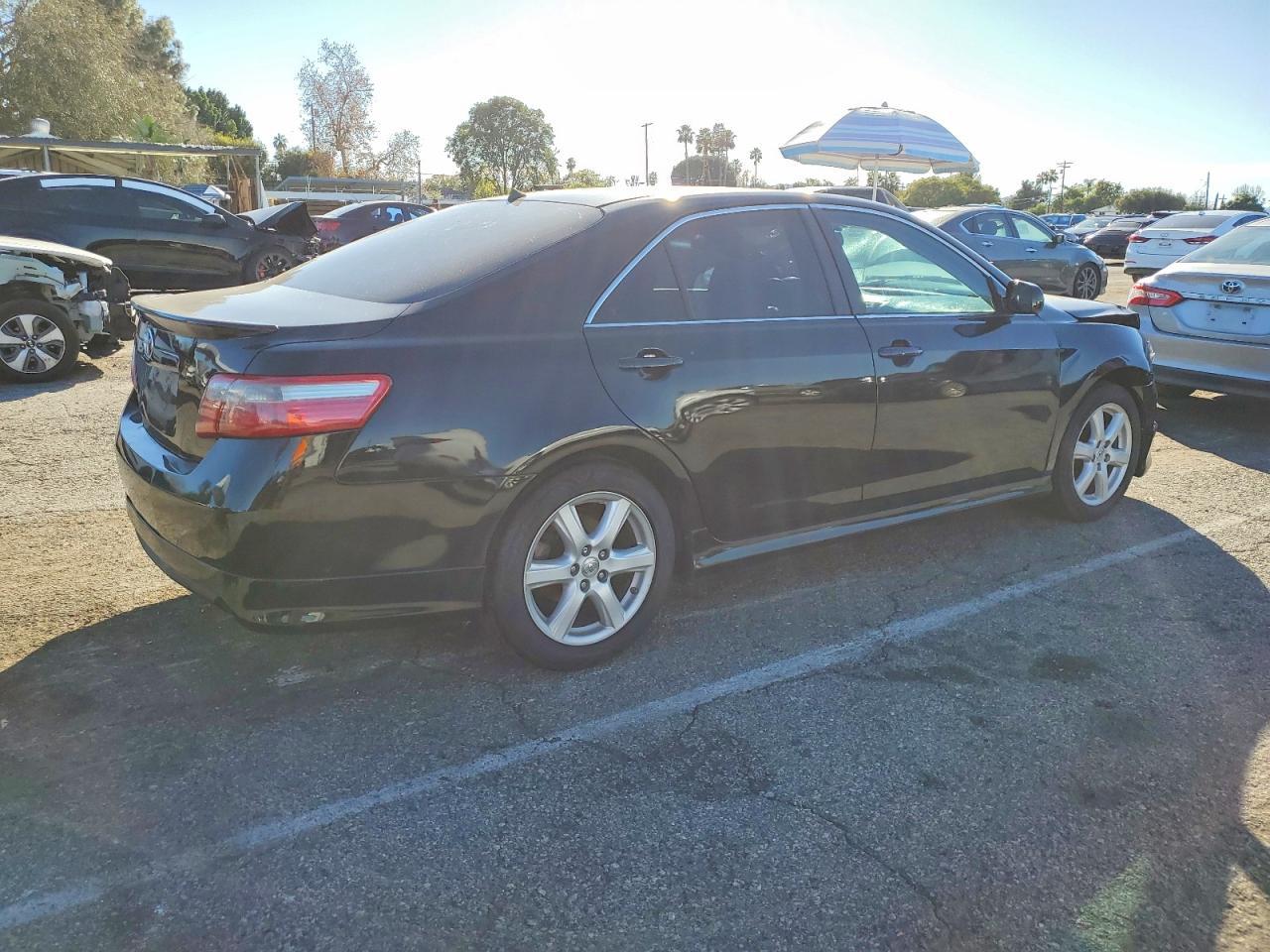 2009 Toyota Camry Se - Фото 3