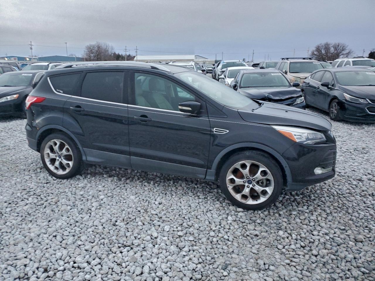 2014 Ford Escape Titanium - Image 4