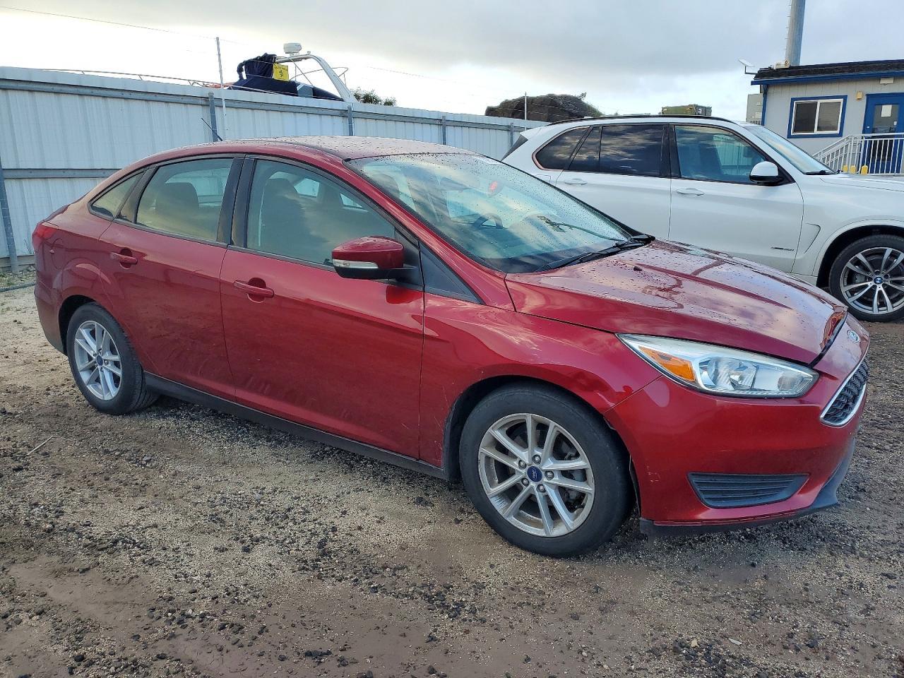 2017 Ford Focus Se - Image 4