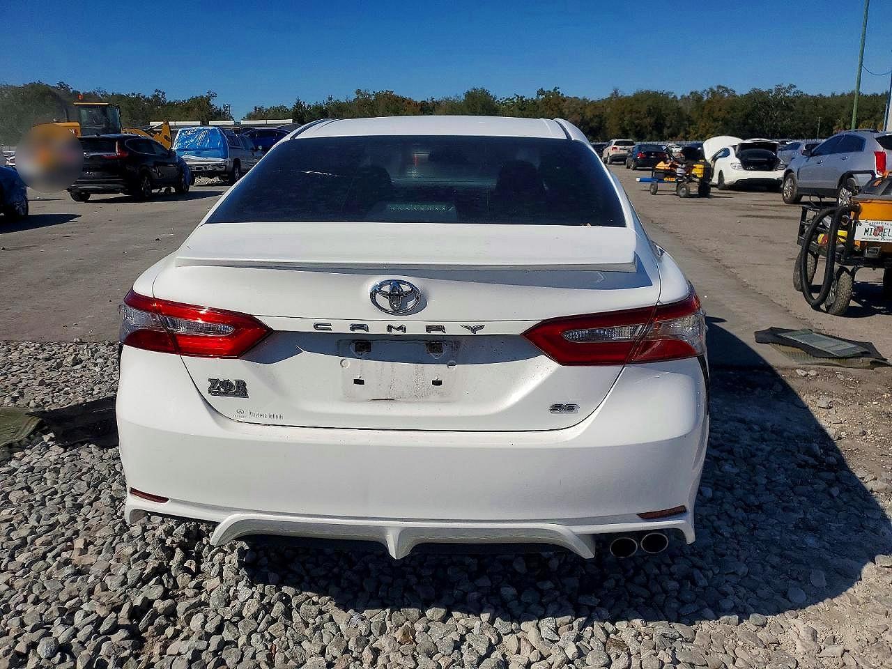 2018 Toyota Camry L - Фото 6