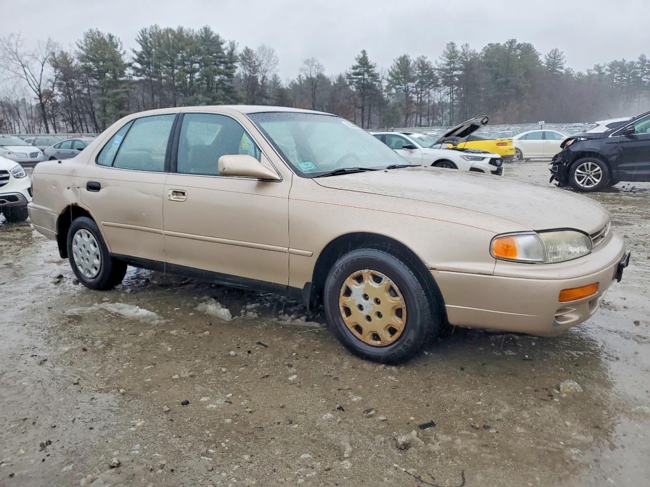 1996 Toyota Camry Dx - Фото 4