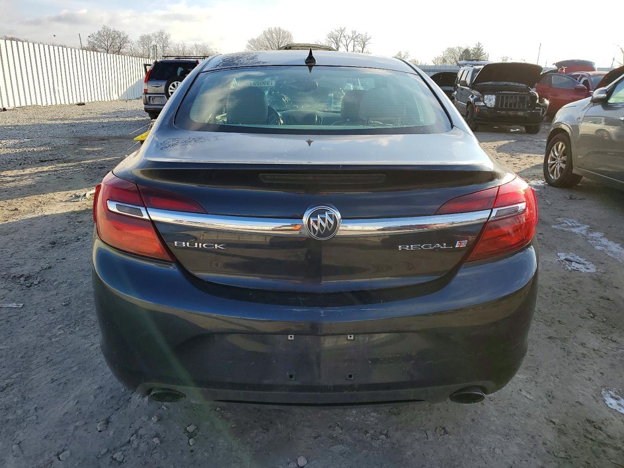 2014 Buick Regal - Image 6