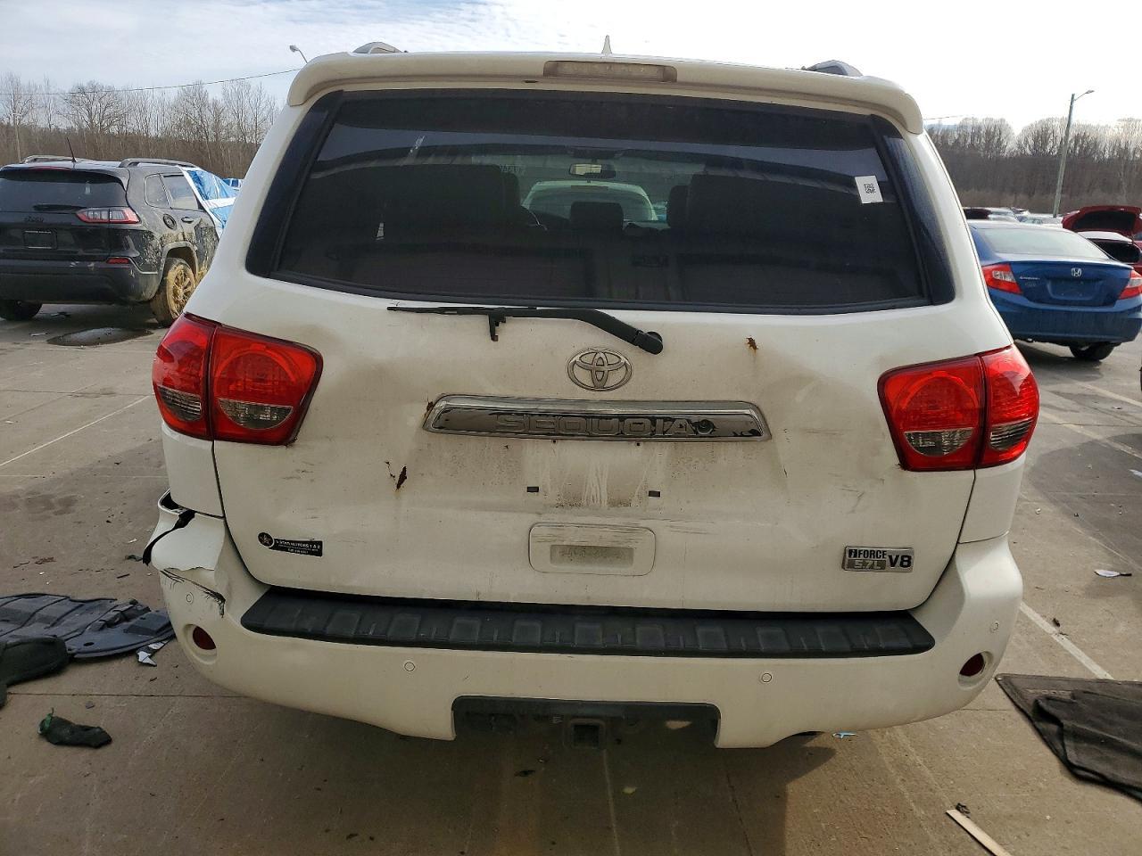 2012 Toyota Sequoia Limited - Image 6