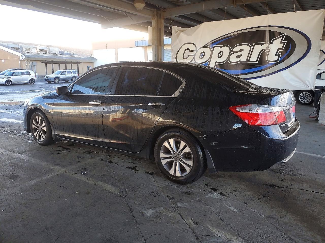2013 Honda Accord Lx - Фото 2