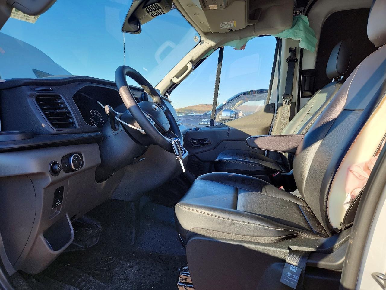 2025 Ford Transit T-250 Delivery Van - Image 7