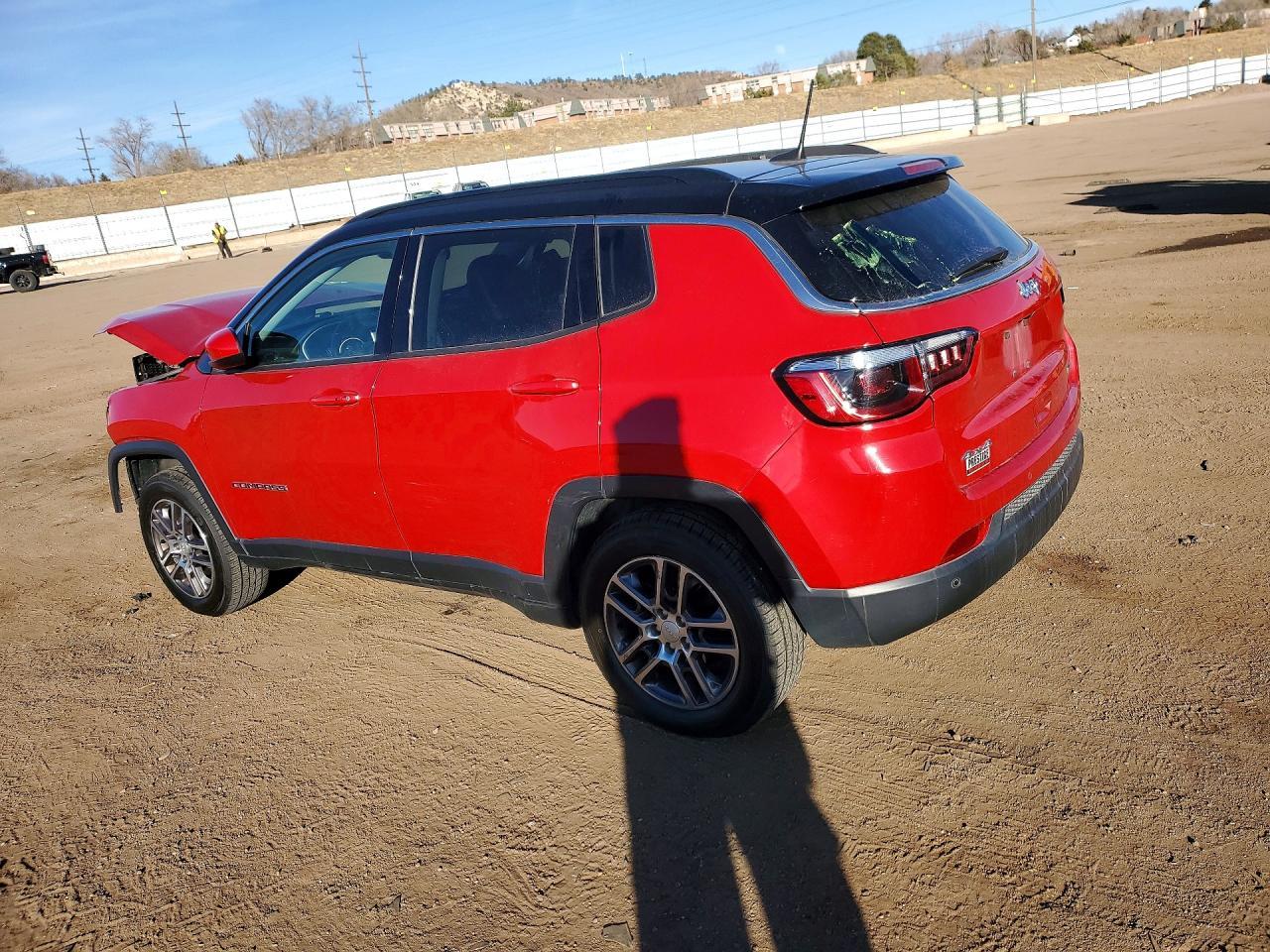 2020 Jeep Compass Latitude - Image 2