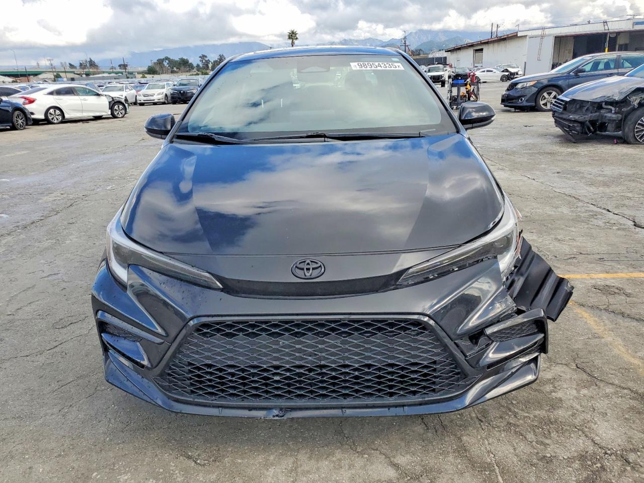 2023 Toyota Corolla Se - Image 5