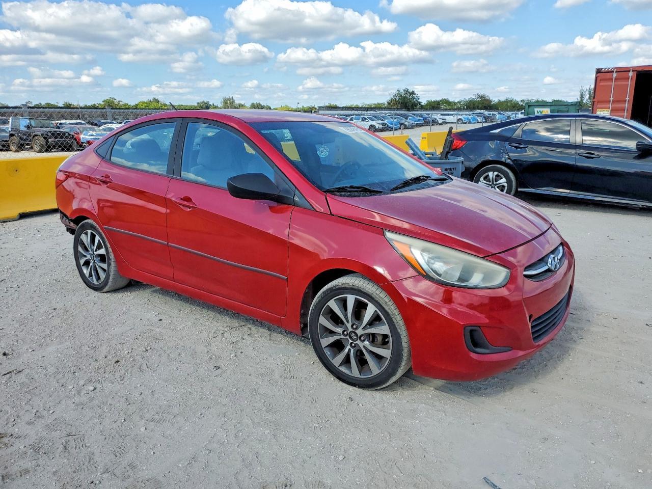 2017 Hyundai Accent Se - Фото 4